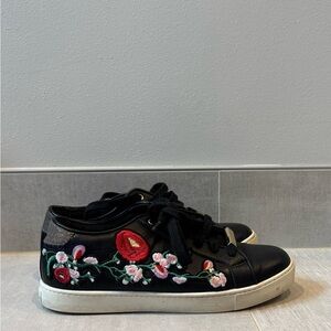 Floral Embroidered Black Sneakers
